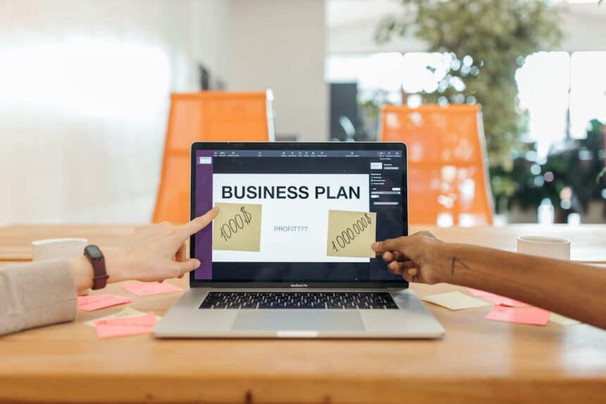 Online Business vs Traditional Business: Which Is More Profitable?