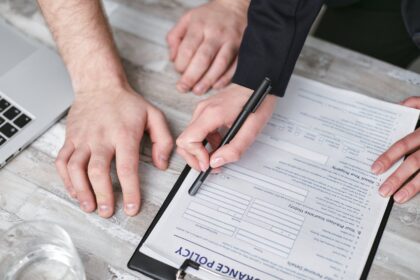 Best Business Insurance Companies for Small Businesses in 2026